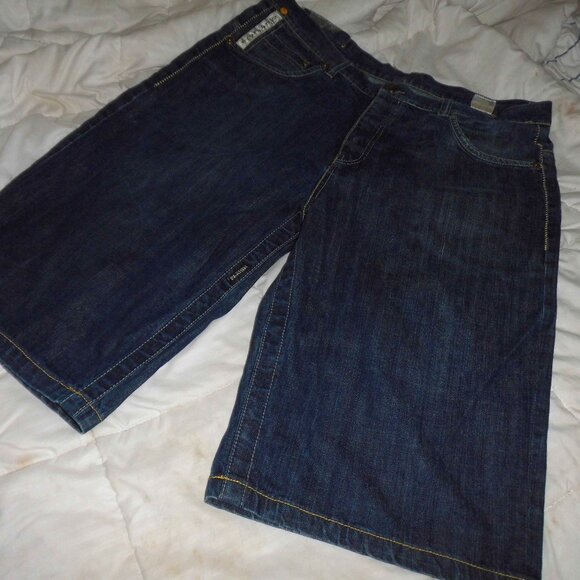 VINTAGE Y2K BAGGY HIP HOP EMBROIDERED DENIM SHORTS IN MENS SZ 40 - Picture 1 of 14